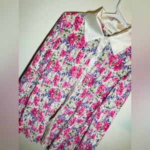 Love + Harmony foral Pink and purple button up size small but fits large!